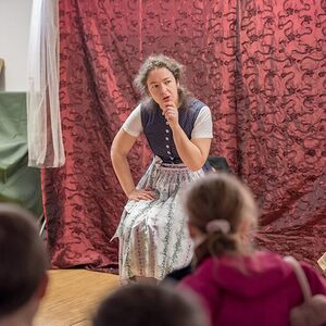 Sabina Haslinger erzählt Märchen für Kinder und Erwachsene