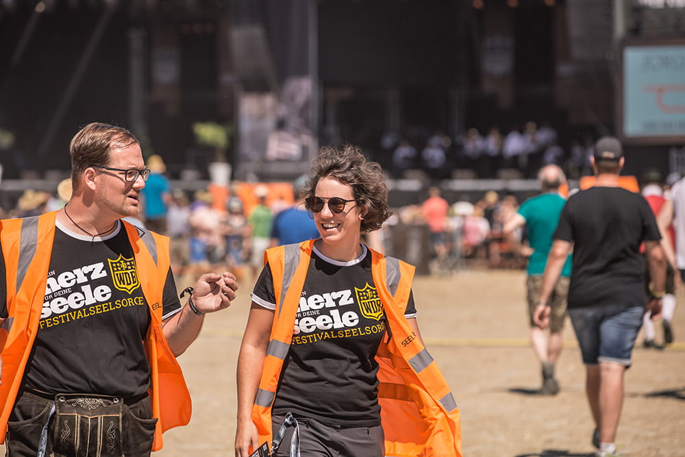 Florian Baumgartner und Stefanie Brandstetter unterwegs am Woodstock der Blasmusik