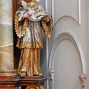 Marienaltar: Statue des Hl. Stanislaus