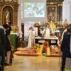 Kindergartenmesse u. Tortensonntag