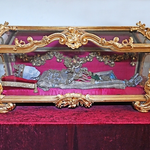 Herz-Jesu-Kapelle: Reliquie des Hl. Clemens
