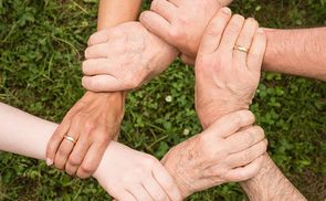 Soziale Verantwortung zeigt sich durch Solidarität