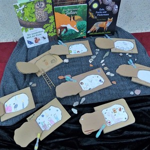 Maus und Fuchs zu Besuch in der Bibliothek Lenzing