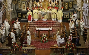 Festmesse mit Kardinal Christoph Schönborn in der Stiftskirche Schlierbach.