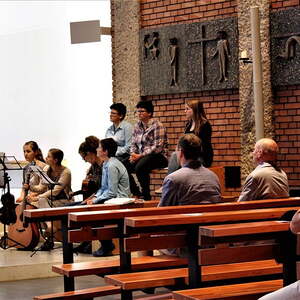 Junge Gäste gestalten Gottesdienst