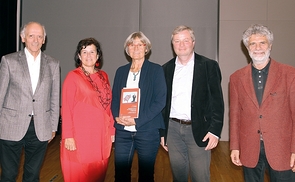 V. l.: Univ.-Prof. Dr. Martin Jäggle, LRin Birgit Gerstorfer (Vorsitzende SPÖ Oberösterreich), Mag. Anna Wall-Strasser (Vorsitzende der Kath. Arbeitnehmer*innenbewegung Österreichs) , Univ.-Prof. Dr.  Franz Gmainer-Pranzl, DDr. Helmut Wagner (Wagner 