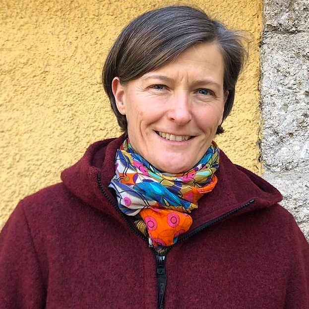 Christa Tatár