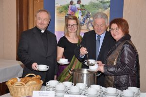 Benefiz-Suppenessen im Landhaus 2014