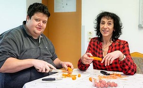 Von den Menschen, die Claudia Vierlinger begleitet, wird sie liebevoll auch „HABI-Mama“ genannt. 