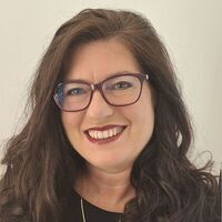 Angelika Fuchs ist ab 1. September 2025 designierte Pastoralvorständin der zukünftigen Pfarre Mattigtal.
